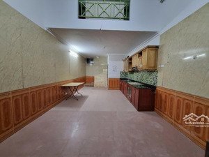 chính chủ cho thuê dài hạn nhà nguyên căn 4 tầng ngõ 1 phố nhân hòa, phường thanh xuân, hà nội