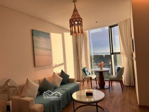 2.5 tỷ ưu tiên bán nhanh trong tháng, dt: 54m2 view: thành phố + hồ. toà b full nội thất khách