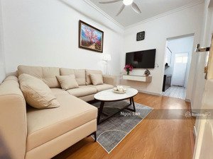 nhà đẹp tập thể phương mai 85 m- lô góc - 3 thoáng - ô tô đỗ - cạnh phố sân rộng full - 2pn 2wc