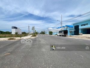 bán lô đất tđc ngọc hiệp. diện tích: 99m2, ngang 4,5m. hướng chính bắc, lệch tây.