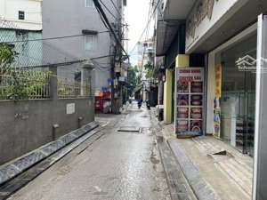 nhà tứ liên - 40m2 x 7 tầng , thang máy , gần mặt phố - trước nhà oto đỗ cửa , sát hồ tây