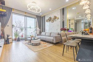 chính chủ cần bán gấp chung cư cao cấp 65m2 ở ngay mặt đường hào nam