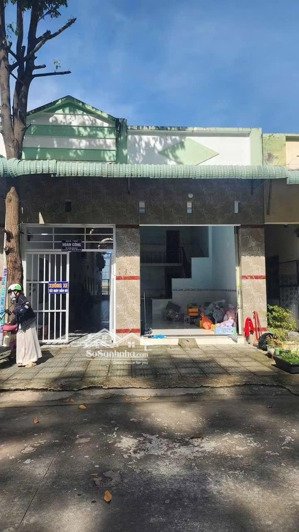 bán nhà trọ mới 80% cách cổng kcn mỹ phước 3 chỉ 2p di chuyển thu nhập 8.5tr/tháng sổ hồng sang tên