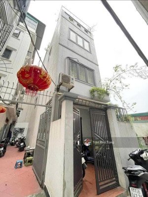 bán nhà cổ linh, thạch bàn - dân xây 52m lô góc hai thoáng hơn 6 tỷ.