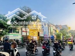 bđs dòng tiền gần sân bay, hđt 120tr/tháng nhỉnh 70 tỷ là sở hữu 7x36m 5 tầng rất đẹp - hàng hiếm