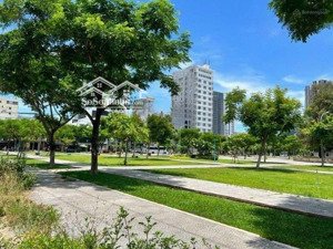 bán 3 nền đẹp ngang 12m đối diện công viên giá chỉ 13.5 tỷ/nền