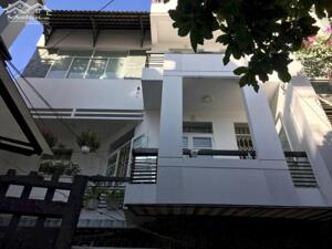 Nhà hẻm xe hơi Hồ Bá Kiện Q10 - 12*6.5 - 3 tầng ST - Giá 16 tỷ