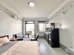 chdv mới 100% bancol, cửa sổ full nội thất ở phan huy ích, p14, gò vấp