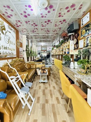 cần bán gấp nhà mặt tiền trường chinh tân phú, 102m2, 2 tầng, giá 12.58 tỷ