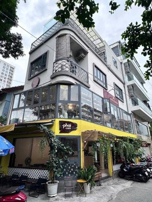 vip!!!siêu đẹp!!! mặt tiền đường nguyễn văn nguyễn phường đa kao quận 1