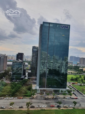 bán gấp căn hộ riviera - point quận 7 .