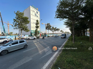 bán tòa nhà 7 tầng tháng máy, có hầm, 2.390m2 sàn, dòng tiền 1.2 tỷ/năm. giá chỉ 55 tỷ tại thanh hà