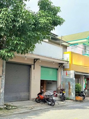 mặt tiền nội bộ lê lâm - cặp ngang 8m - vị trí đẹp - phú thạnh- tân phú!