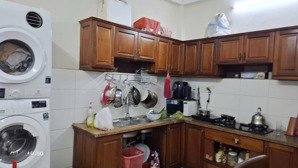 nhà 5 tầng mặt tiền đường phạm hùng p5q8 . giá: 10.5 tỷ