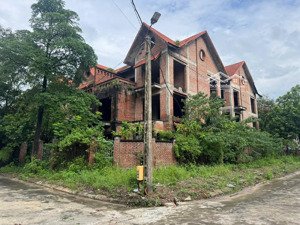 10 tỷ hơn bt song lập cực đẹp dự án vinaconex kđt quang minh - ml - hn