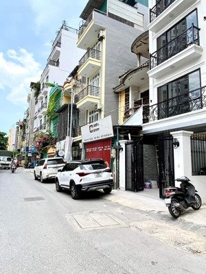 mặt phố bồ đề kinh doanh sầm uất - dt 50m 5tầng vuông vắn - chỉ 15,8 tỷ thương lượng.