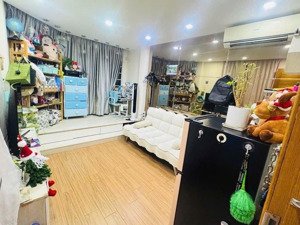 bán nhà quận 10 - lô góc 2 mặt thoáng - 10m ra mặt tiền - hẻm 3m thông - chỉ 6 tỷ nhỉnh