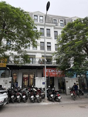 cho thuê liền kề trục chính tại kđt đại kim, hoàng mai, 90m x6 tầng thông sàn thang máy, 35tr/th