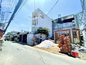 Nhà 2 tầng 84m2 Hẻm xe hơi 6m đường Quốc lộ 13 đối diện Vạn Phúc City - Chỉ 8,6 tỷ