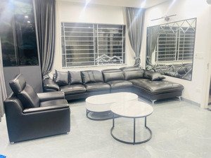 chỉ với 36 tỏi để sở hữu lô góc 3 thoáng - nhà đẹp - ful nội thất - thang máy - mặt ngõ gara 7 chỗ