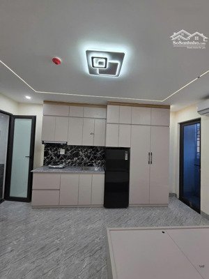 bán nhanh toà ccmn đầu phố ngọc lâm 68m 7t 12p khép kín dòng tiền gần 1tỷ/năm