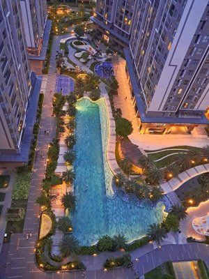 có tin có căn không ảo. căn 59m2 trống 2,690 tỷ; căn 59m2 full nội thất 2,790 tỷ. lh 