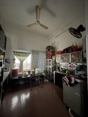 chủ n.gộ.p lắm rồi -nhà tân bình 3 tầng btct - chỉ còn nhỉnh 5 t.ỷ