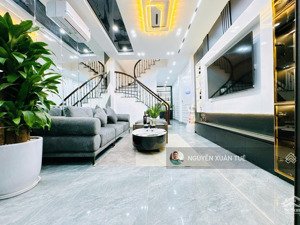 chính chủ bán nhà phố trần duy hưng . phân lô kinh doanh. dt 50m giá 16,5 tỷ.