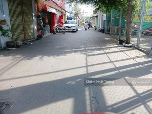 nhà bán hẻm 8m xe hơi ngủ trong nhà, 4 tầng kiên cố, có hầm để xe hơi, 4,6m x 14m(63m2) hơn 7ty