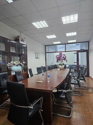 bán tòa nhà văn phòng, đường nguyễn trọng tuyển phú nhuận, 70m 4 tầng