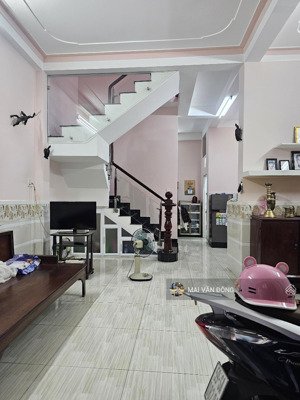 bán nhà hẻm 14/ bình thạnh, phan bội châu, 52m, 2 tầng, xe hơi đậu trước nhà.