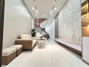 ngõ nông gần phố ba gác đỗ cửa, nhà đẹp tặng full nt, tiện ích, ở sướng.dt 25m 4t mt4,6m giá 6,85ty