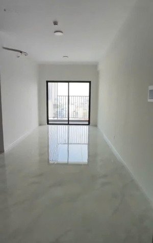 bán căn 2pn+ view hồ bơi tầng trung giá 4.35 tỷ