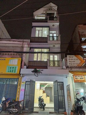 nhà mặt phố đường số 1 kinh doanh sầm uất giáp tân phú giá cực chất 9,5 tỷ, 4x17m 4 tầng nhà trống