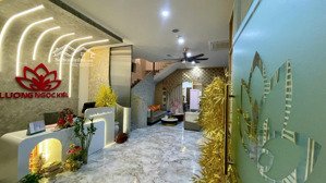 độc quyền bán tòa căn hộ + spa 6 tầng & 1 tum mặt tiền đường 10,5m