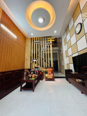 ngay ngã 4 võ văn kiệt - an dương vương - nhà đẹp 4 tầng nội thất cao cấp, giá 8.9t