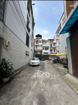 nhà 4 tầng btct. 62m2. 4pn. nở hậu. hẻm xe hơi. võ văn ngân, bình thọ, thủ đức. giá 8.8 tỷ. tlcc