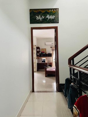 bán nhà khu k300 giá cực ngon. xe hơi ngủ nhà 100m2 ngang khủng 5,3m mà chỉ 13t thương lượng