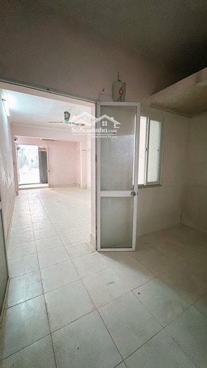 bán nhà tập thể tầng 1 mặt phố kim mã thượng, 5.3 tỷ, 15 - 68m2, sổ đỏ cc.