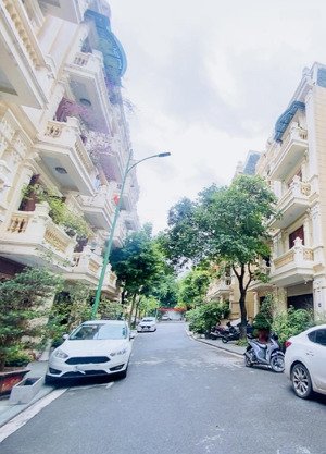 siêu phẩm ngô quyền hà đông | 93m 6 tâng | nhà đẹp đẳng cấp châu âu có thang máy nhập khẩu