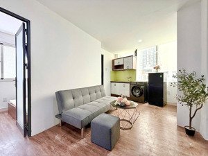 chính chủ cho thuê một phòng ngủ tách bếp có phòng ăn, quốc lộ 13 giá ưu đãi, view đẹp