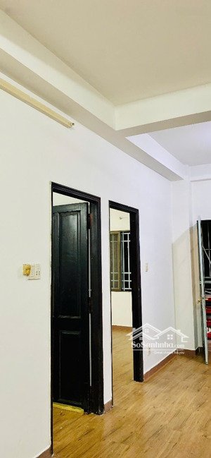 chính chủ cho thuê căn hộ cc him lam ba tơ, p7, quận 8, tphcm. dt: 70m2, 2pn, lót sàn gỗ full