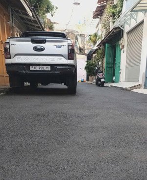 bán nhà 2 tầng btct, xe hơi ngủ trong nhà, cách mạng tháng 8, quận 10. chỉ 9.8 tỷ