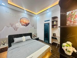 siêu phẩm quang trung p10 giáp bt pn ngang khủng 10m - 70m2 -2 tầng lung linh - sổ riêng- 5.98t tl