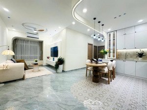 cần bán căn hộ sky garden 2 - pmh -q7 nhà mới 100%, xem là mê. lh: em hằng