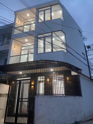 bán nhà mới xây 3 tầng đường phước long nam nha trang giá rẻ nhất thị trường