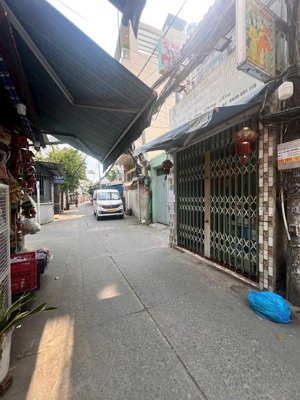 bán nhà mặt tiền hẻm kinh doanh buôn bán - nguyễn văn quỳ - quận 7