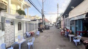 nhà quận 2, p. thạnh mỹ lợi. ngộp bank bán giá cực rẻ. ngang 8m x 11m đúc 2 lầu