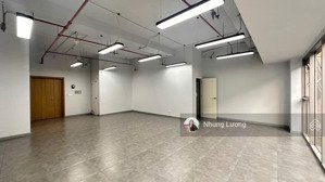 cho thuê văn phòng sala 85m2, 25 triệu/thg, có thang máy, sàn trống suốt, vị trí mặt công viên