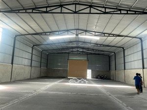 cho thuê nhà xưởng 1300m2 đường tải lớn, sản xuất mọi nghành nghề